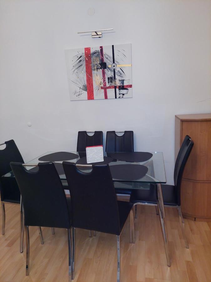 3-Rooms Apartment For Up To 4 Persons Near To Prater Vienna Esterno foto